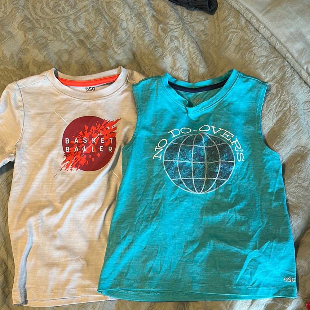 DSG White and Blue Short Sleeve Tees